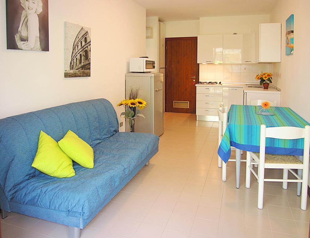 Apartment Gemini Con Piscina Bibione Quarto foto